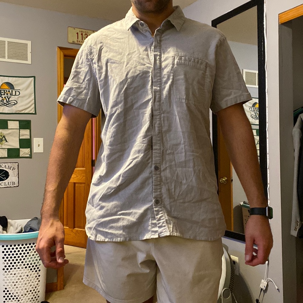 Mens polo lululemon shirt size XL color light grey